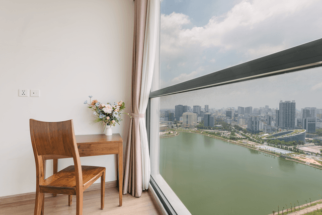 Deluxe Lake View