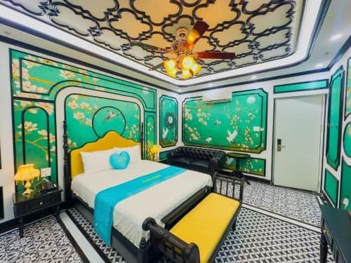King Room with Spa Bath