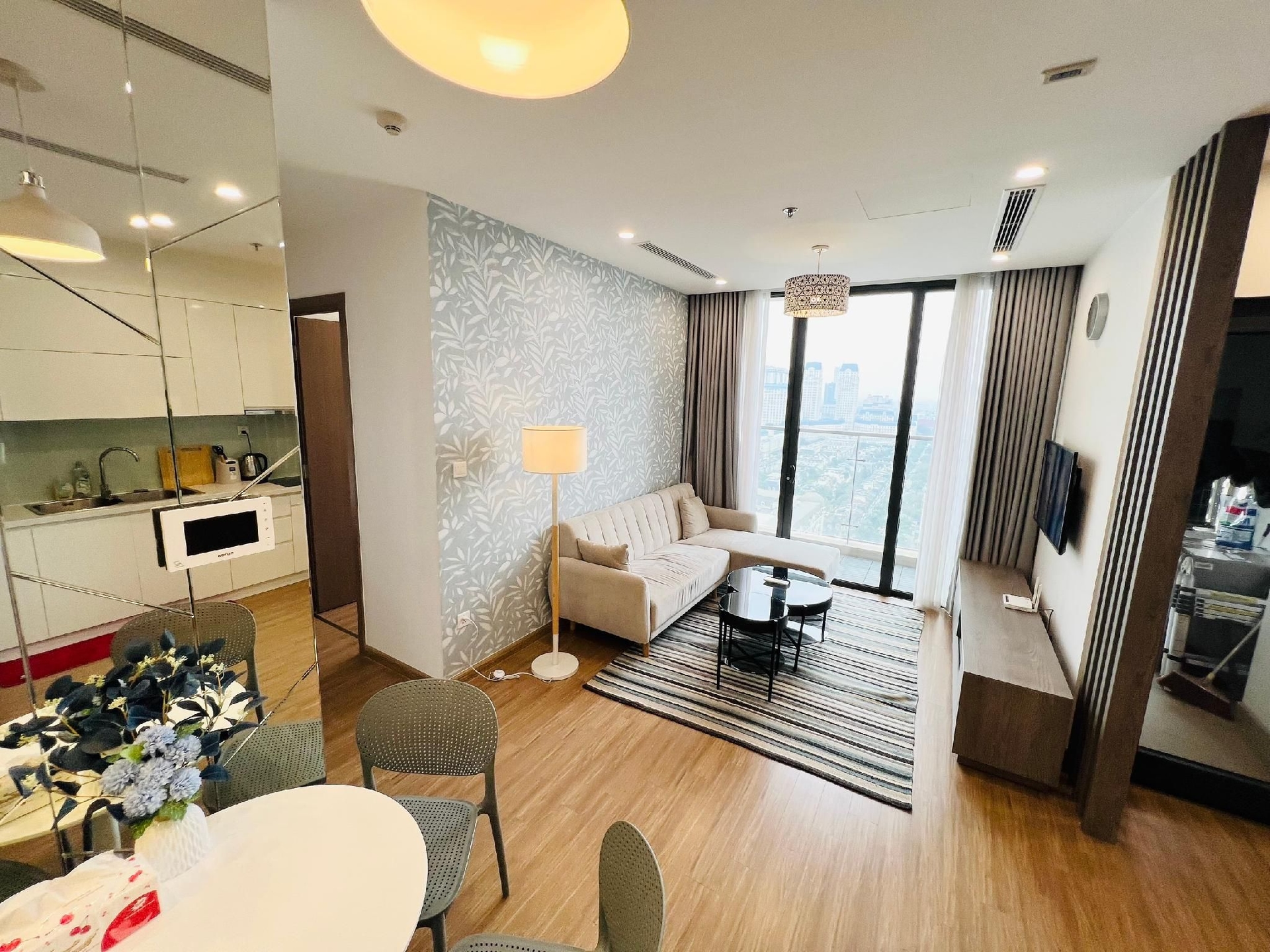 เมย์ เฮาส์ซิ่ง - วินโฮม สกายเลค (MAY Housing - Vinhome Skylake)1