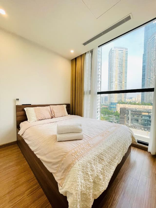 1 King Bed 1 Bedroom Suite