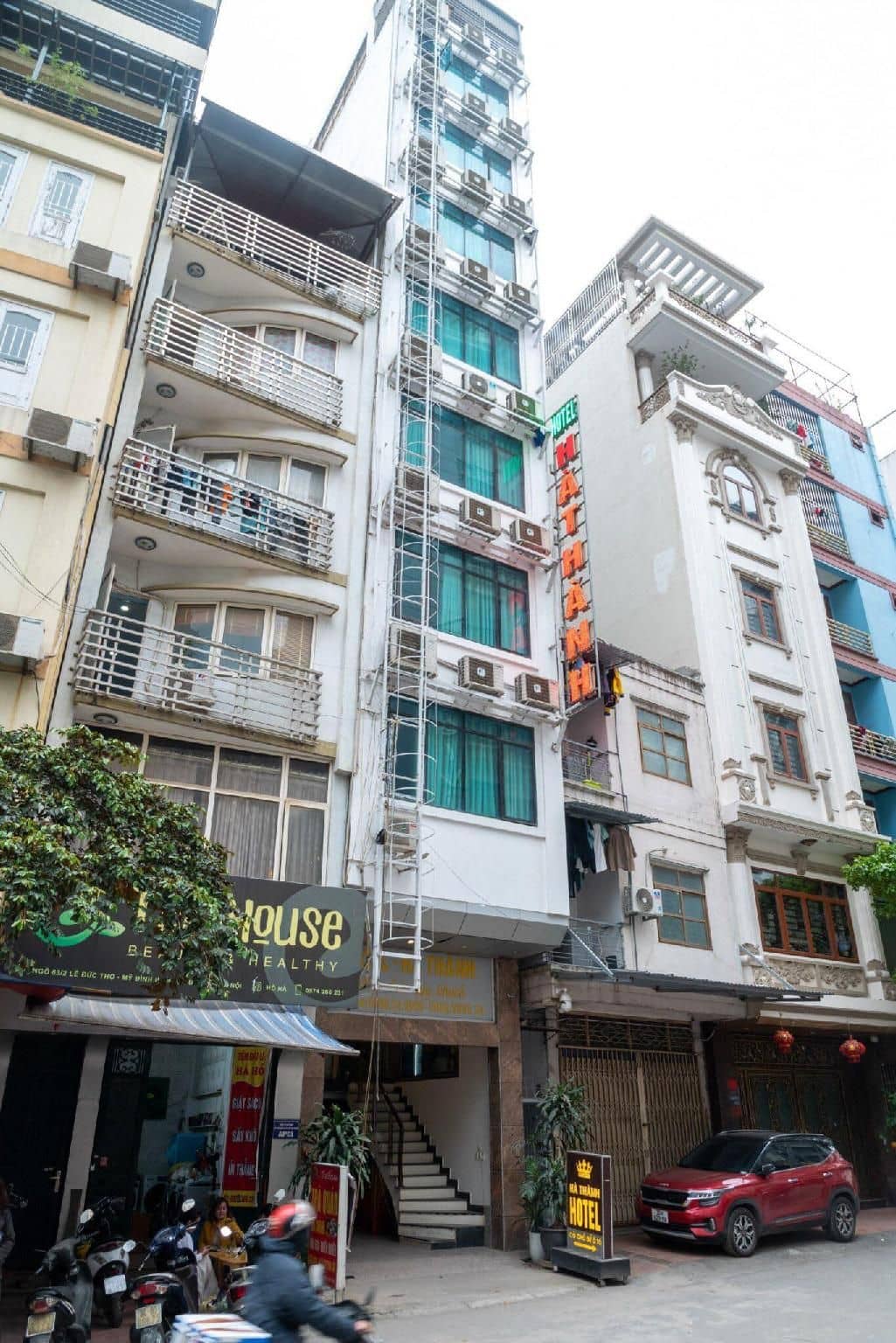 HOTEL HÀ THÀNH HOTEL HÀ THÀNH