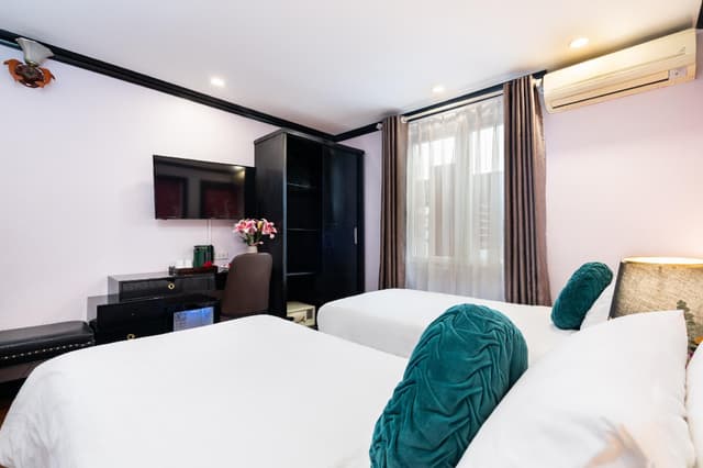 Deluxe Triple Room