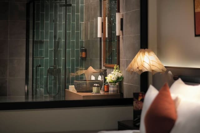 Signature Suite, 1 King Bed, Terrace, City View