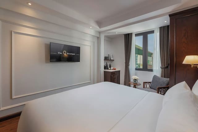 Deluxe Double or Twin Room