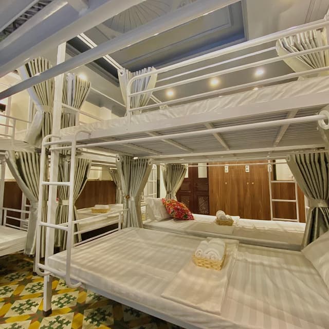 Dormitory Room 1 - Mixed