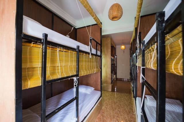 Shared Dormitory, Mixed Dorm