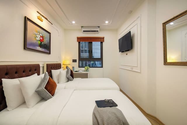 Deluxe Double or Twin Room, Non Smoking, City View