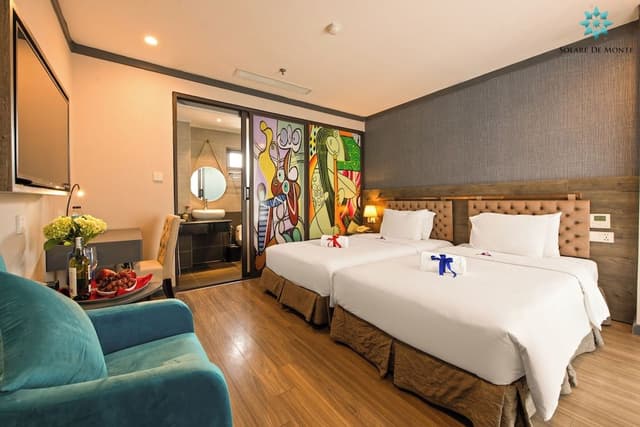 Honeymoon Room with Balcony