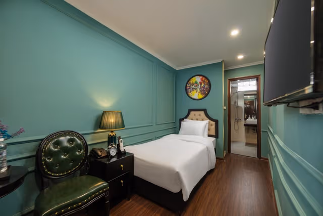 Deluxe Single Room