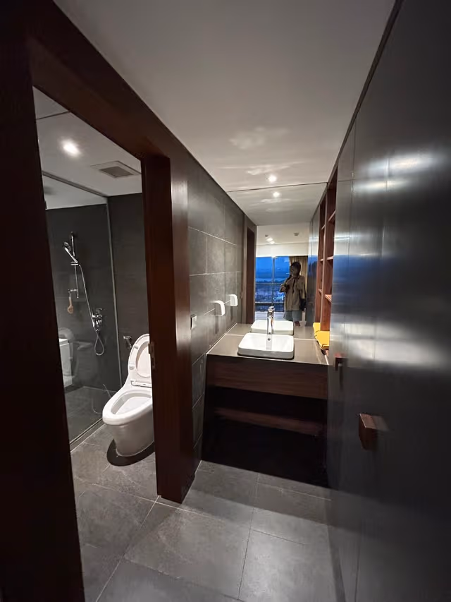 City View King Bedroom