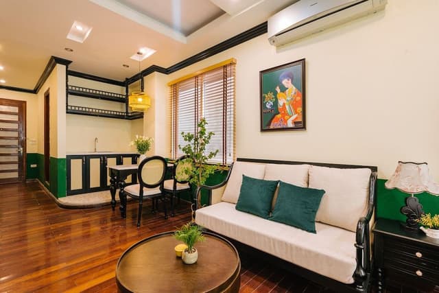 Family Studio, Kitchen, City View