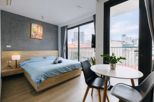 Studio Balcony Suite