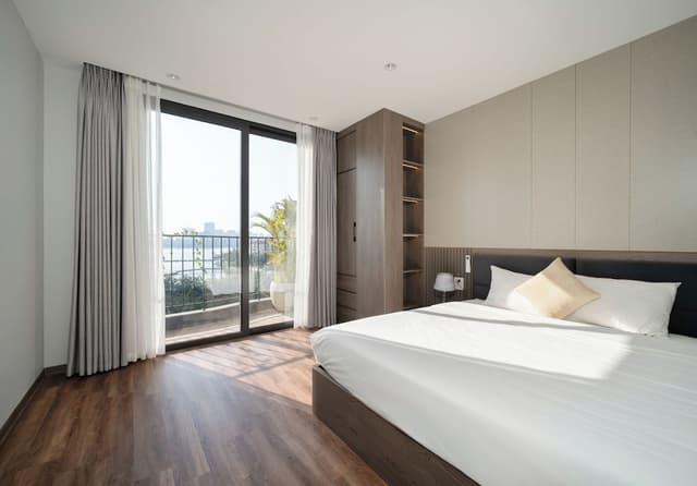 Apartment, 2 Bedrooms, Balcony, Lake View