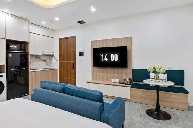 Studio Apartment