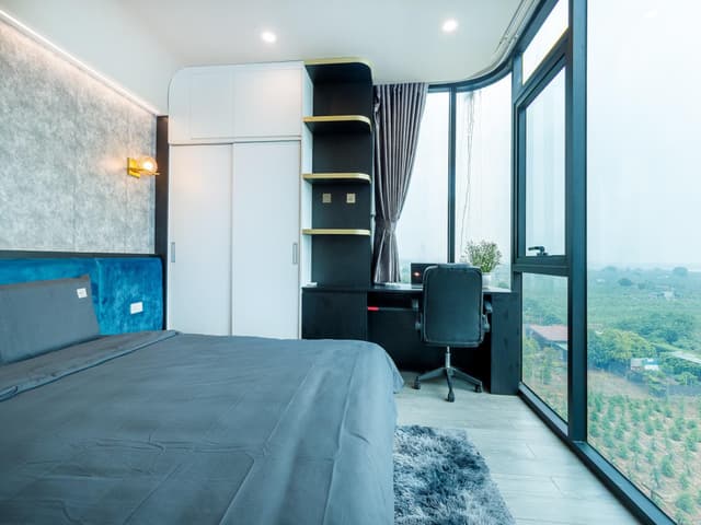 Two-Bedroom Family Apartment with Balcony
