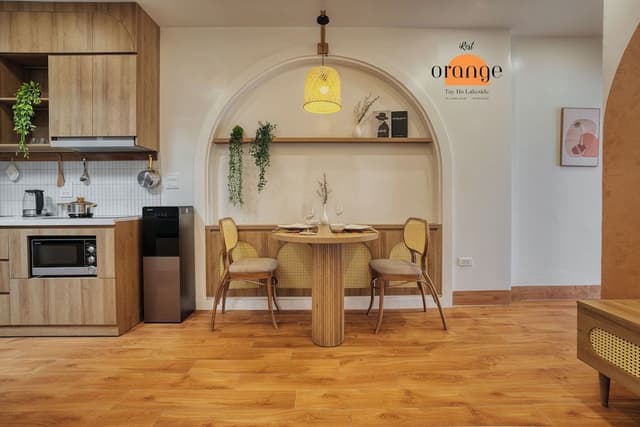 Apartment, Lake View