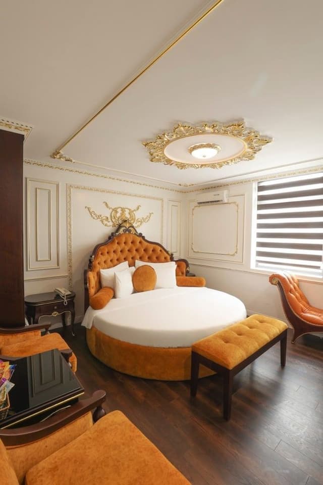 Luxury Suite