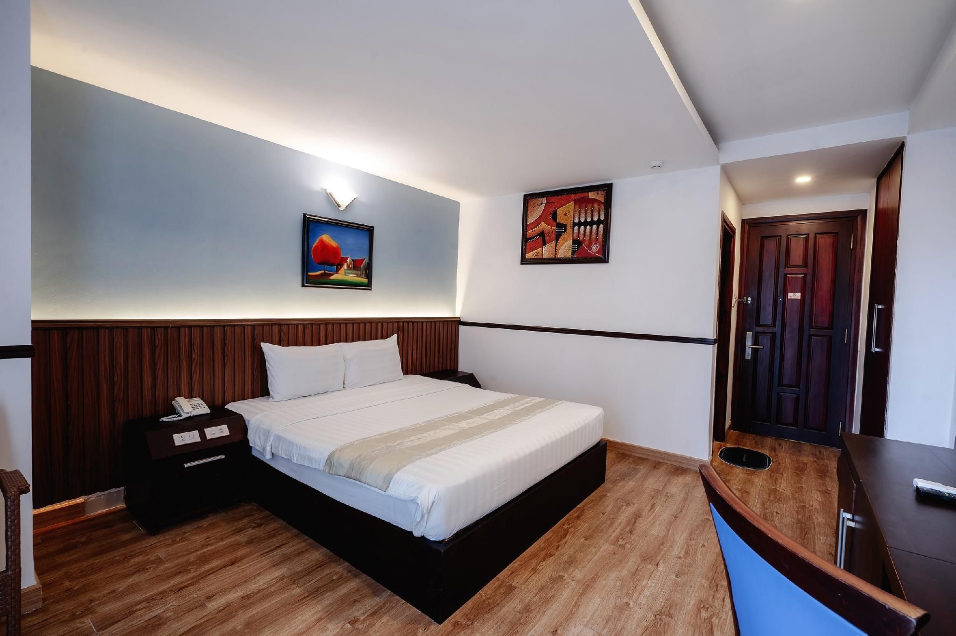 กราด ควีน โฮเทล (GRAD Queen Hotel)2