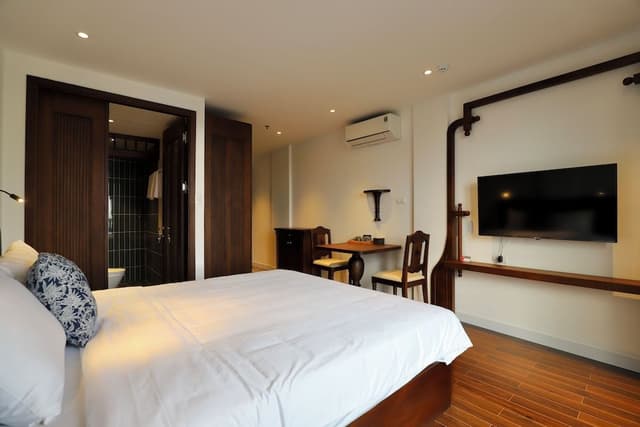 Luxury Apartment, Non Smoking, City View