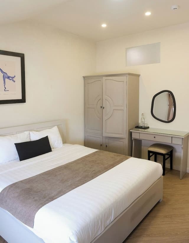 Deluxe Double Room Single Use