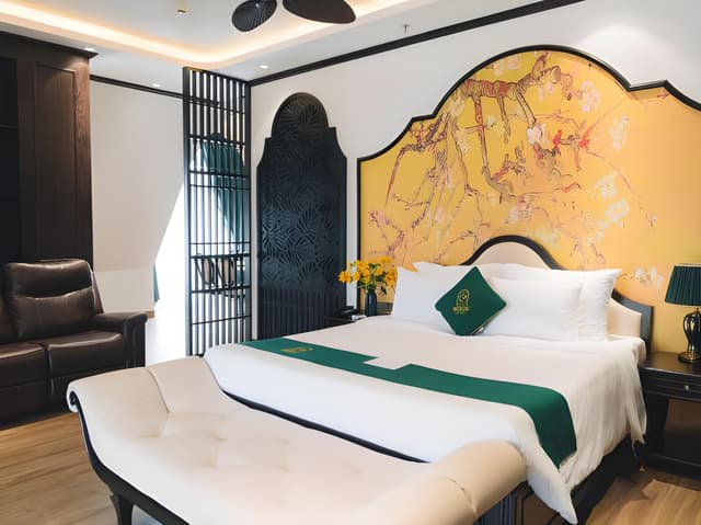 Executive Suite