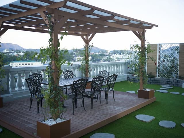 Grand Suite, Garden View