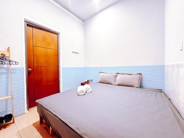 Economy King Room