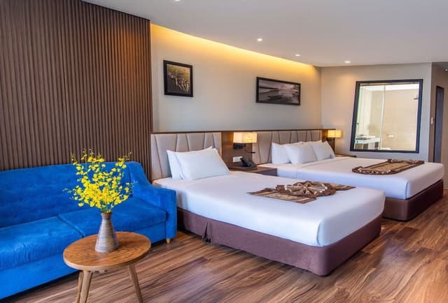Executive Triple Oceanview with Balcony