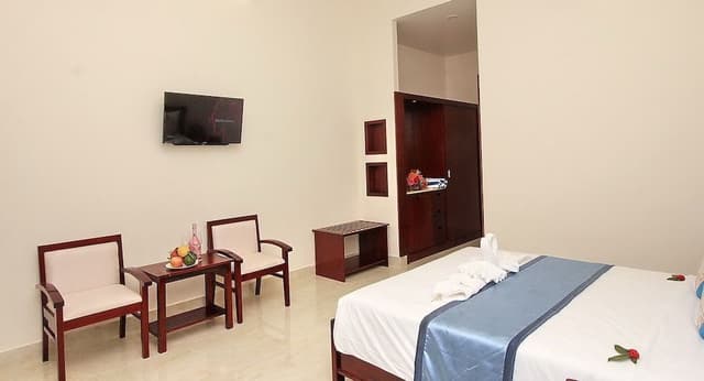 Deluxe Double Room, Pool View