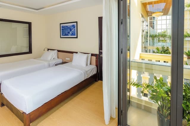 Deluxe Double Room, Balcony, Pool View