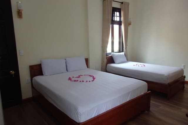 Deluxe Double Room, 1 Queen Bed, Pool View