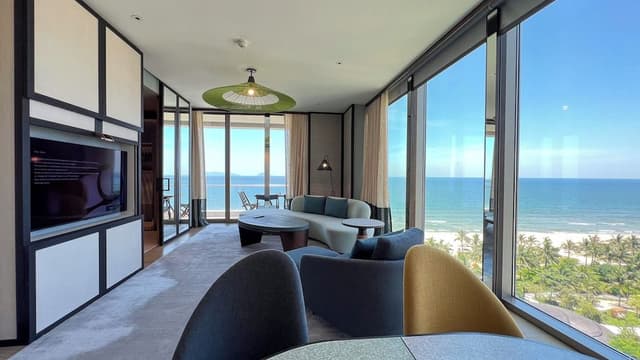 Premier Ocean View Suite