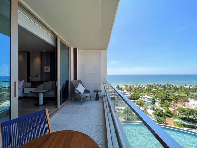 Premier Ocean View King