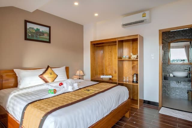 Family Connecting Room