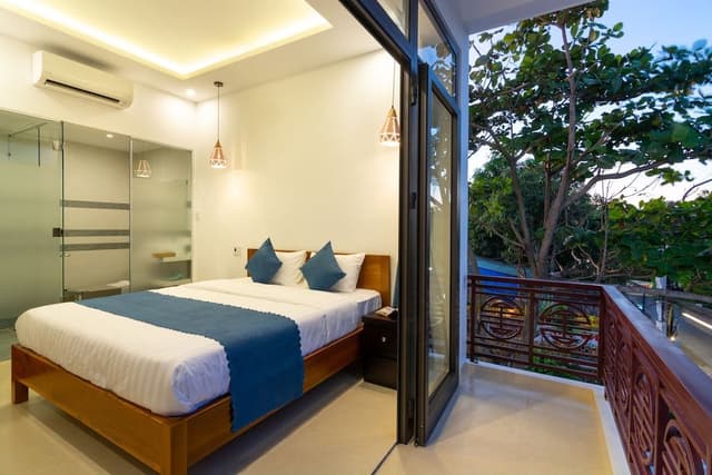 Deluxe Double or Twin Room, Balcony