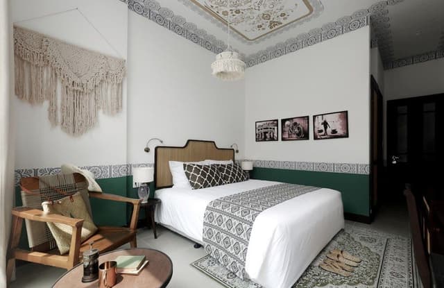 Premium Room