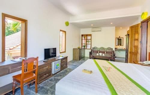 Superior Family Room