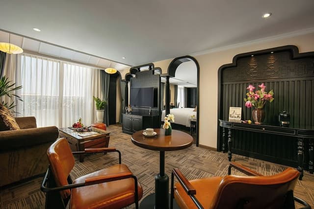 Presidential Room, Balcony