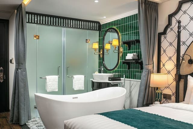 Deluxe Double or Twin Room, Balcony