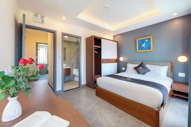 Penthouse, 2 Bedrooms, Garden View