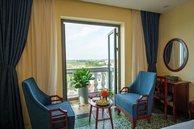 Premier Deluxe Double or Twin Room