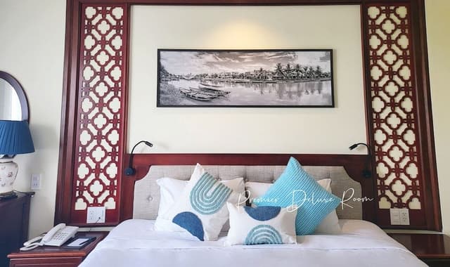 Premier Deluxe Double or Twin Room