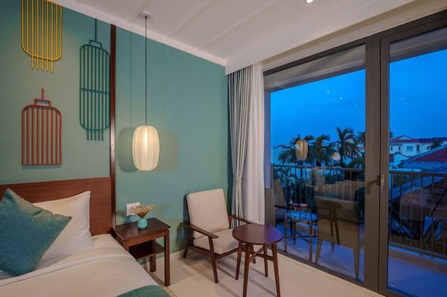 Superior Double or Twin Room, Bathtub