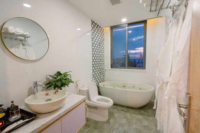 Deluxe Room, Bathtub