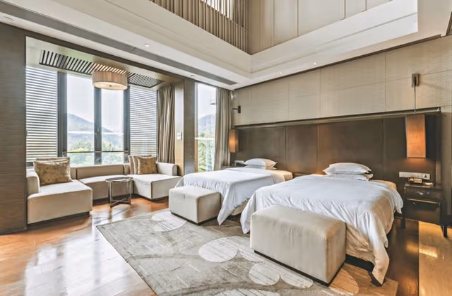 Superior Twin Room, Lake View