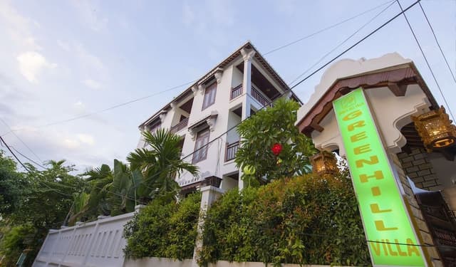 Deluxe Triple Room, 1 Bedroom, Balcony, City View