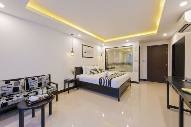 Junior Suite, Balcony, River View