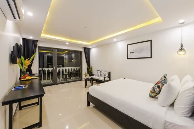 Junior Suite, Balcony, River View