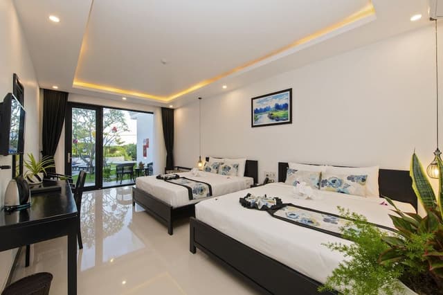 Family Room, Pool View, Ground Floor