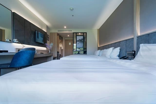 Superior Room, 3 Twin Beds, Hill View (Garden)